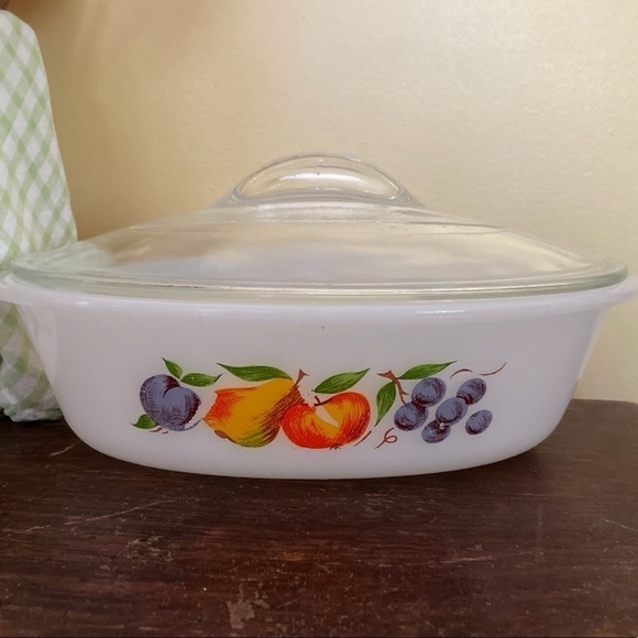 Fire King, Gay Fad, Casserole Dish, Hand Painted With a Lid - Picture 2 of 5